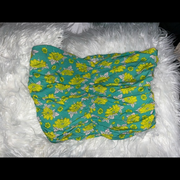 Crop Top Strapless - Crunch Back. - Picture 1 of 2